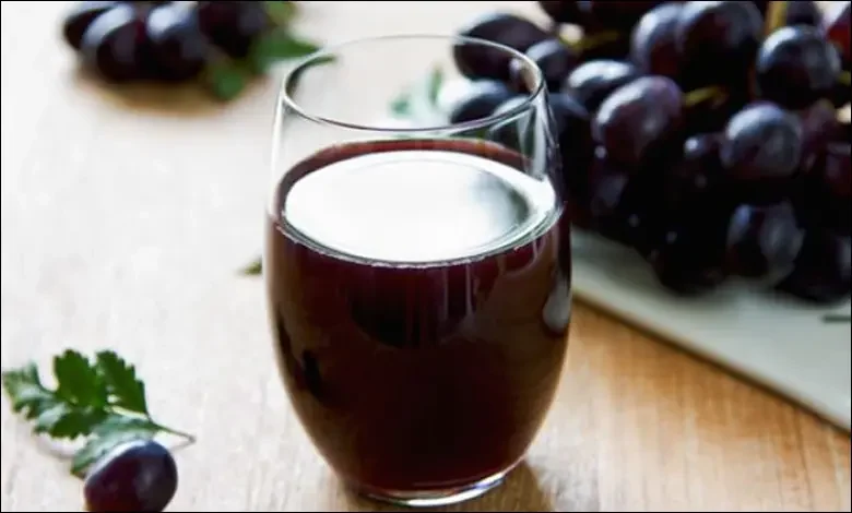 7 فوائد عصير العنب، مكافحة امراض السرطان بواسطة مشروب العنب