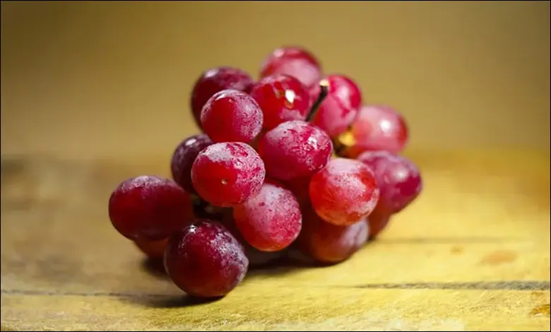 Benefits of red grapes 2022 fe e 33 - فوائد العنب على الريق واضراره، 5 فوائد للعنب الأحمر